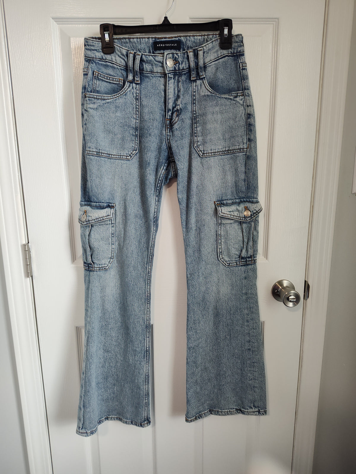Seller 189:  Aeropostale Jeans Mid-Rise Flare Utility Style Women's size 4s