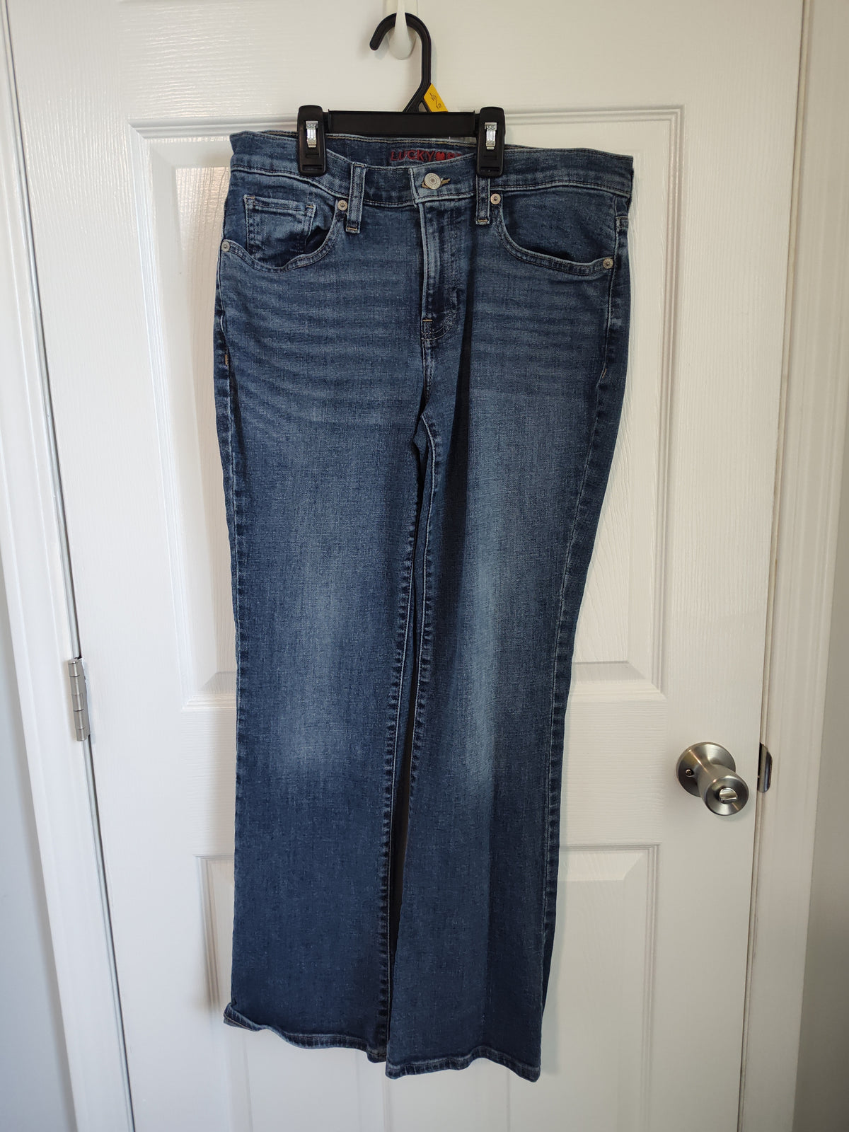 Seller 189: Lucky Brand Jeans Women's size 8/29 mid rise bootcut