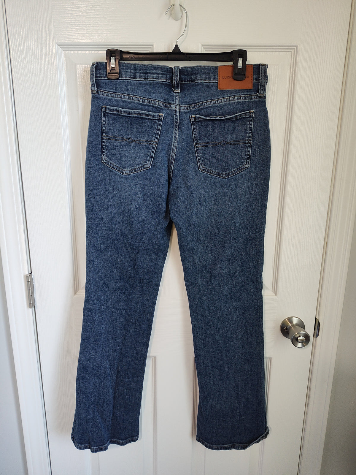 Seller 189: Lucky Brand Jeans Women's size 8/29 mid rise bootcut