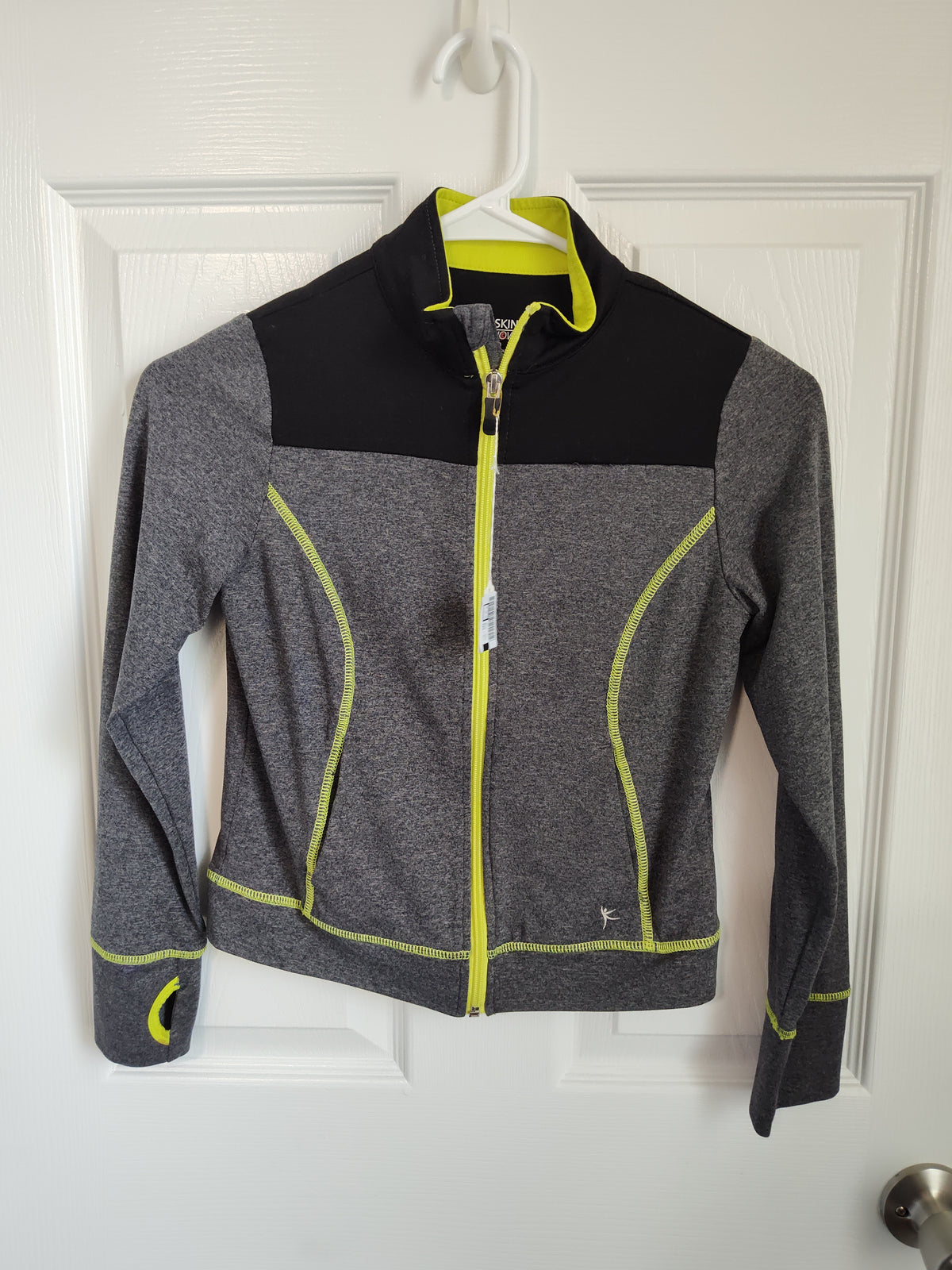 Seller 189:  Danskin Athletic Zip up girls size 7/8
