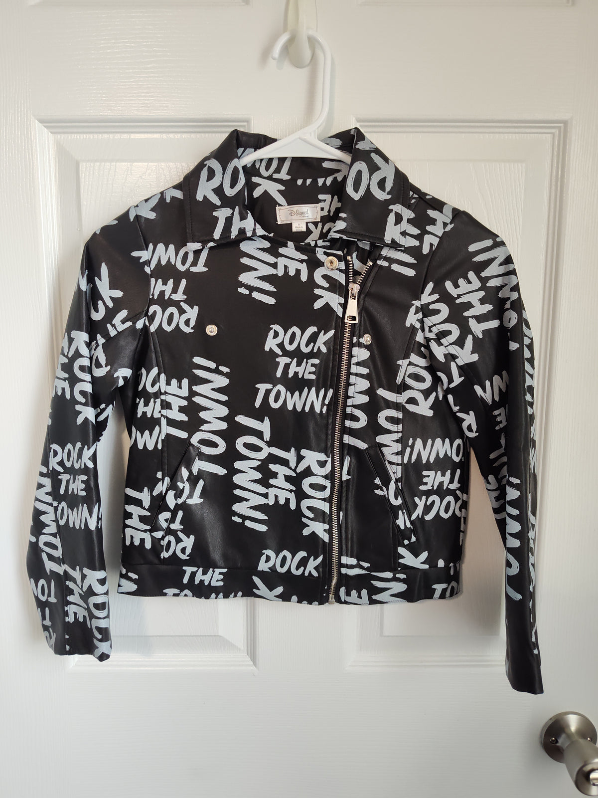 Seller 189:  Disney D-signed Rock the Town Jacket Girls Size 10/12