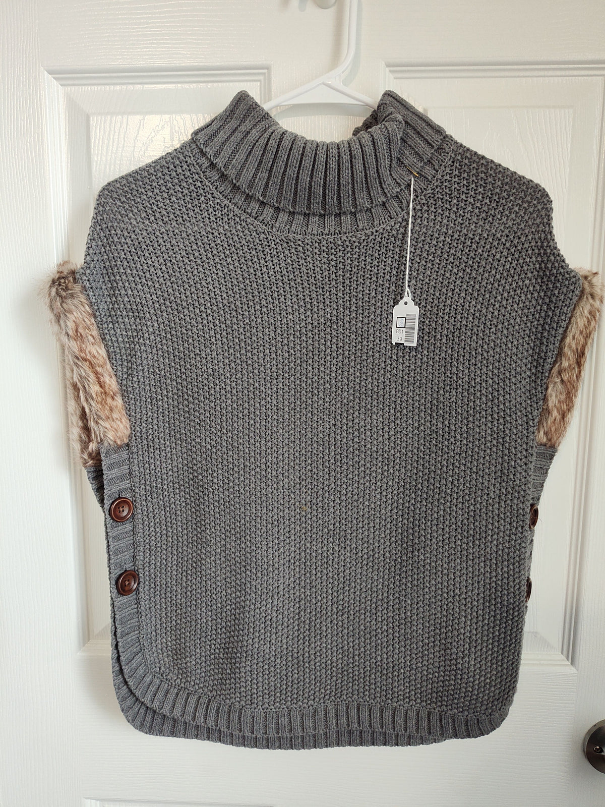 Seller 189:  Aspen Kids Poncho Style Vest Girls size 10/12