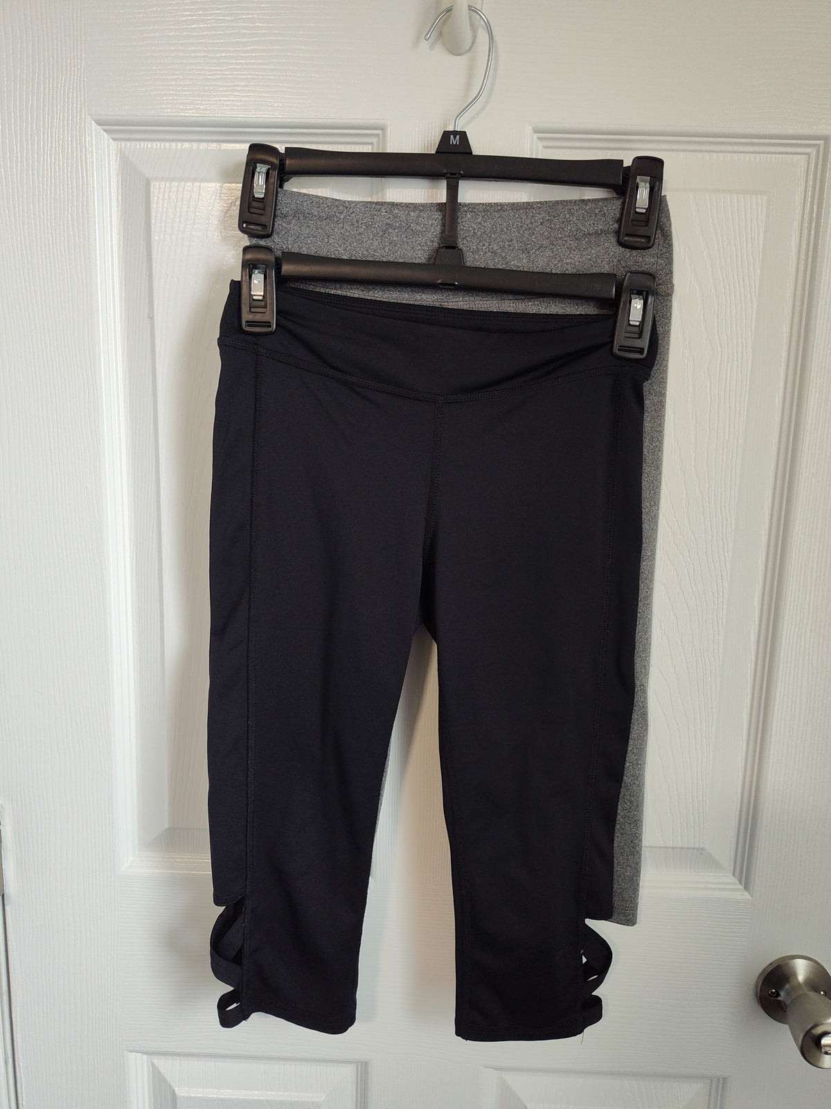 Seller 189:  DSG & Ideology Athletic Capri Leggings, Girls size M (10)