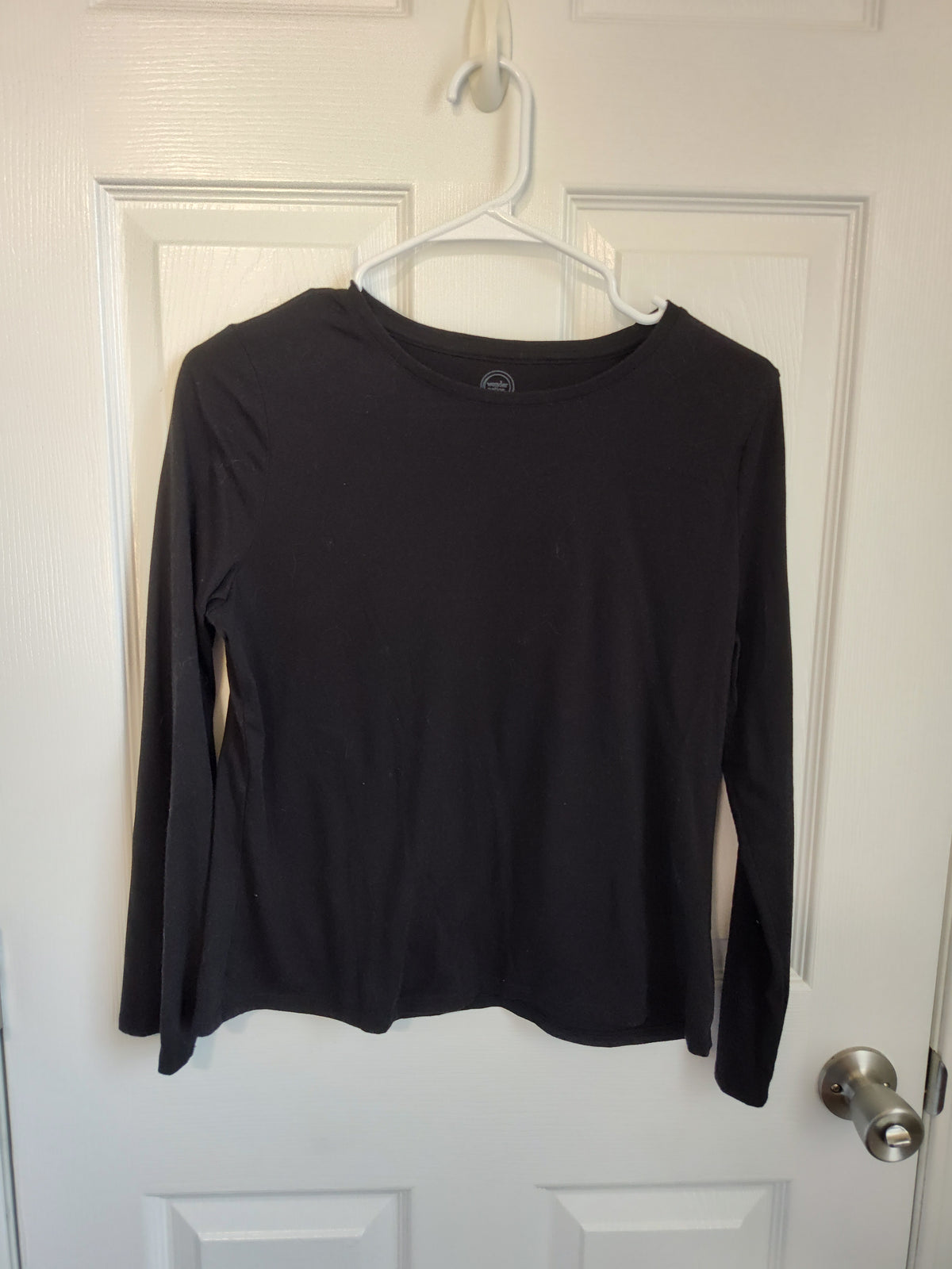 Seller 189:  Wonder Nation Tops x 2 Girls size 14