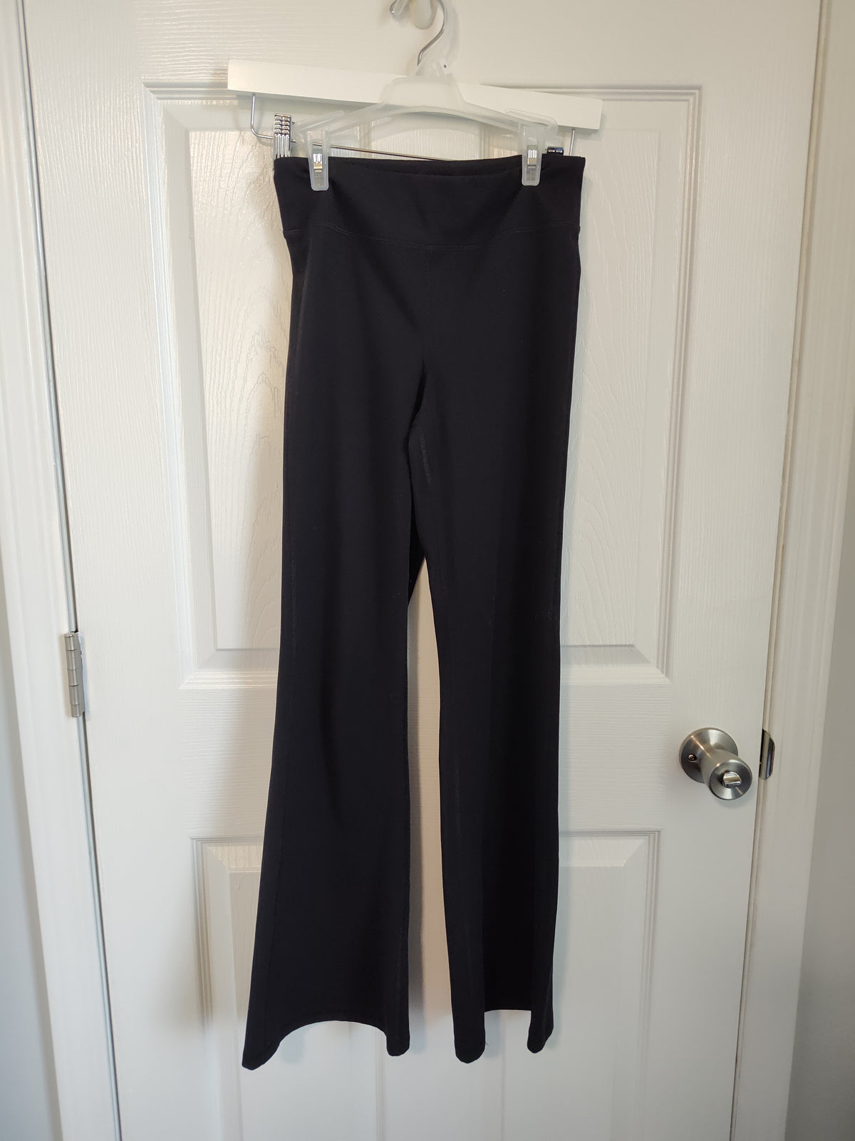 Seller 189:  Yogalicious yoga pants girl's size 14