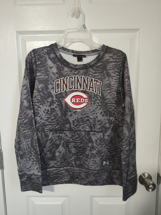 Seller 189:  UA Red's sweatshirt Girls size YXL (appx size 16)