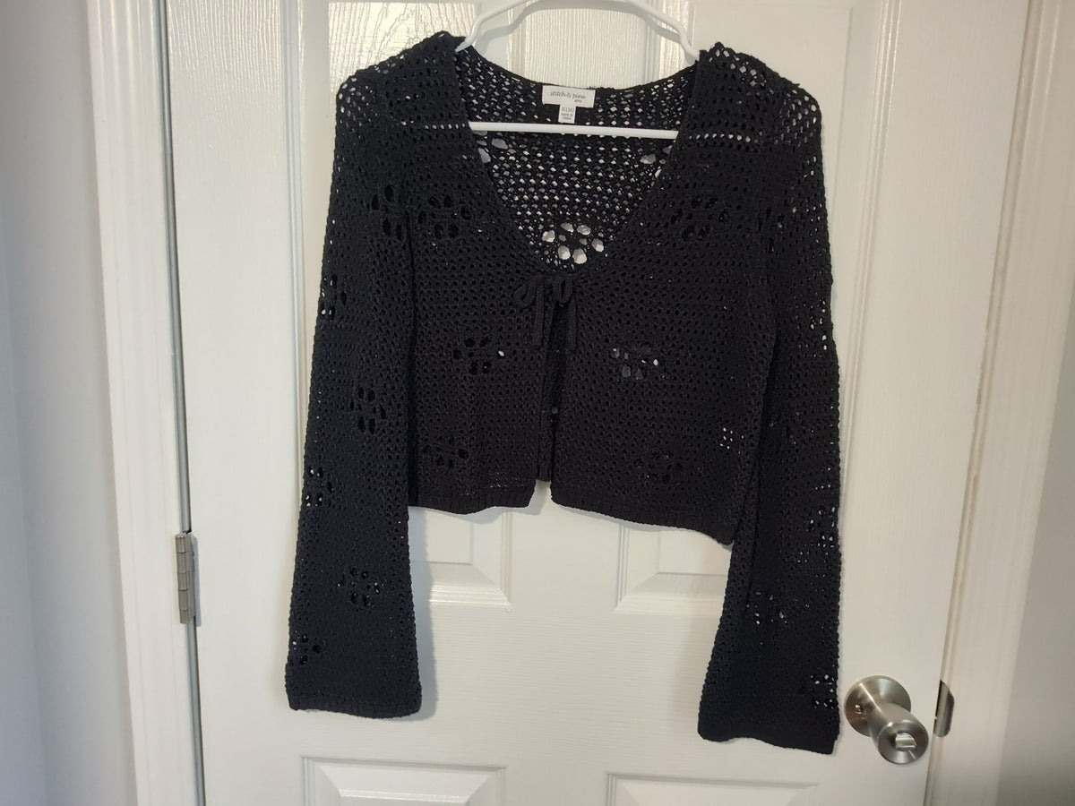 Seller 189:  Stitch & Pine Girl's crochet style cardigan size 16