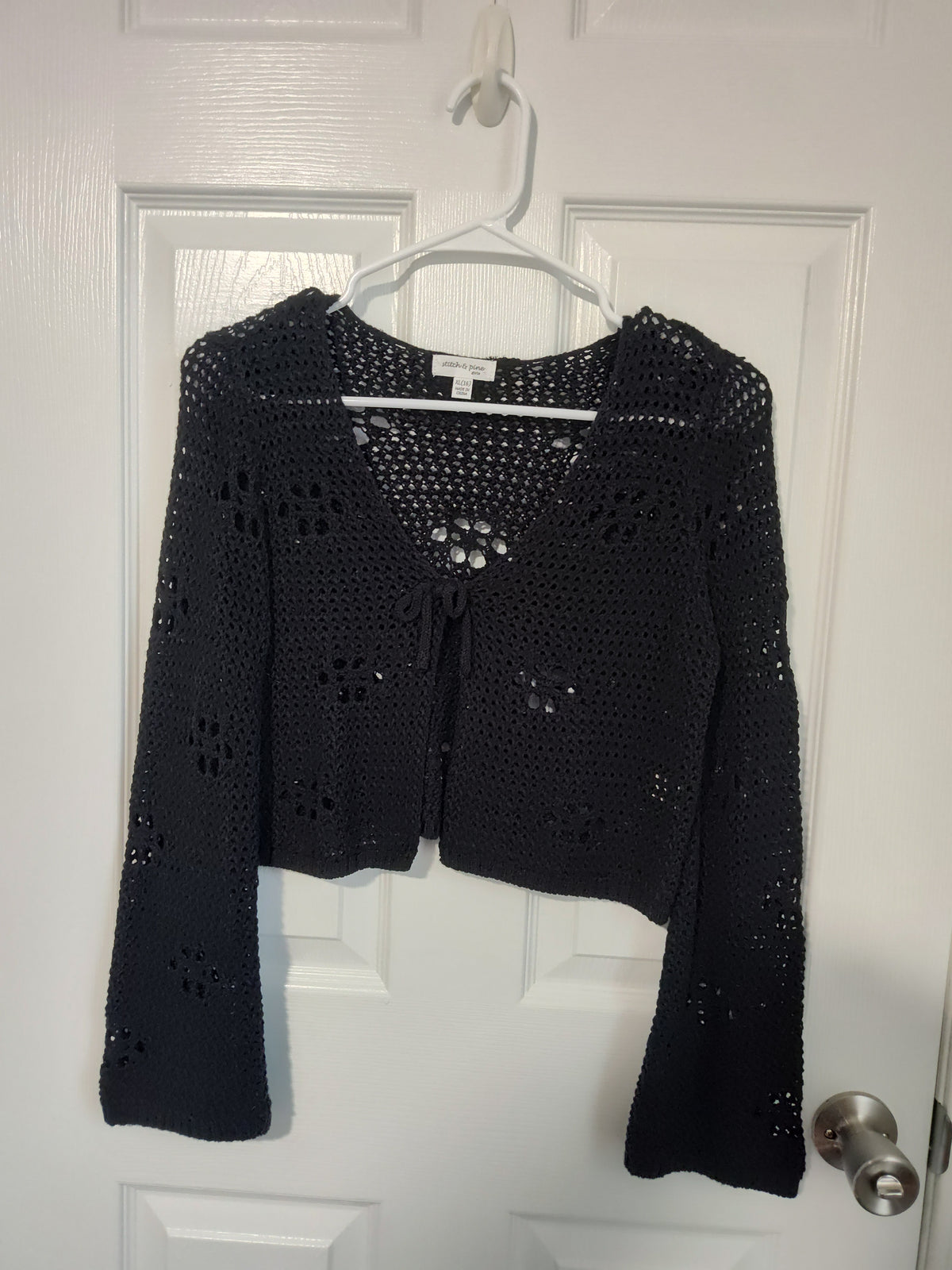 Seller 189:  Stitch & Pine Girl's crochet style cardigan size 16