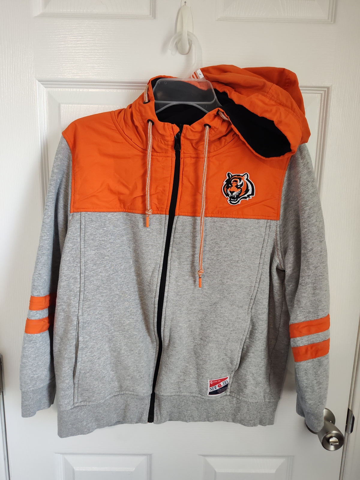 Seller 189:  Bengals zipup Jacket (NFL Team Apparel Brand) Boys size L (14/16)