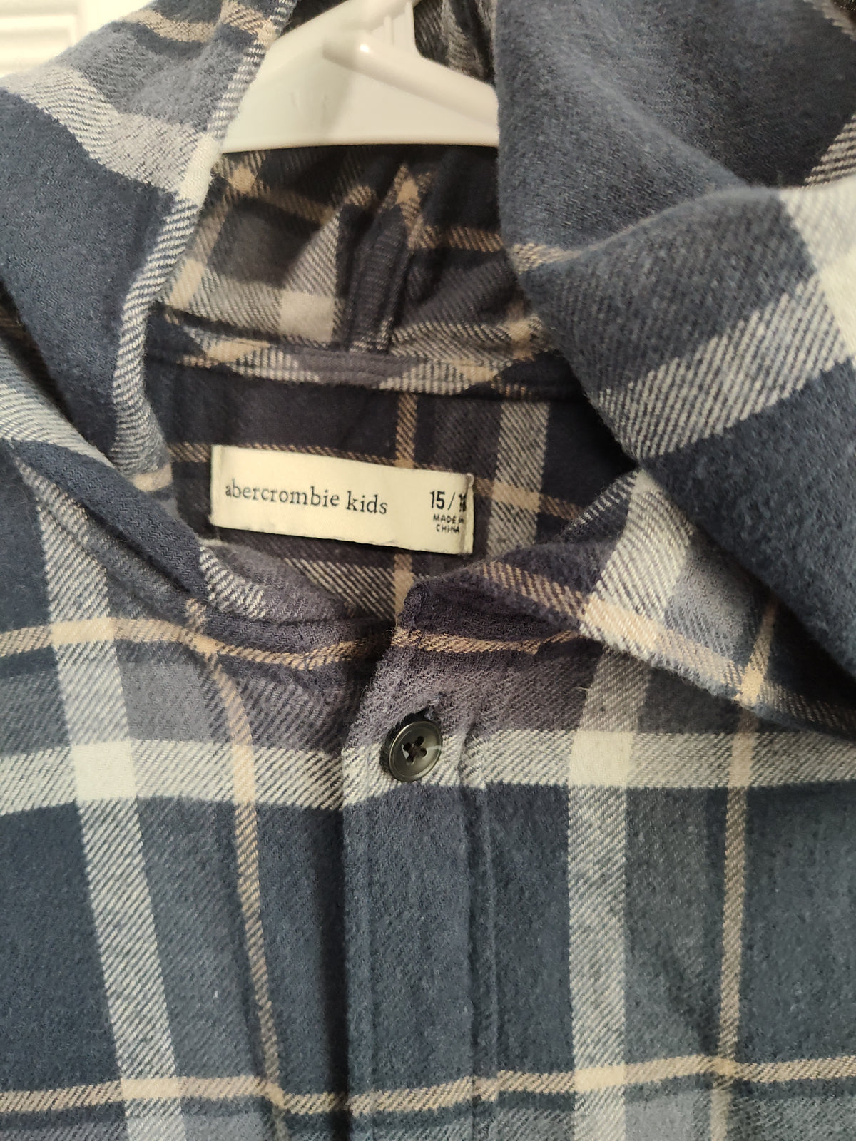 Seller 189:  Abercrombie Boys Flannel Hoodie size 15/16