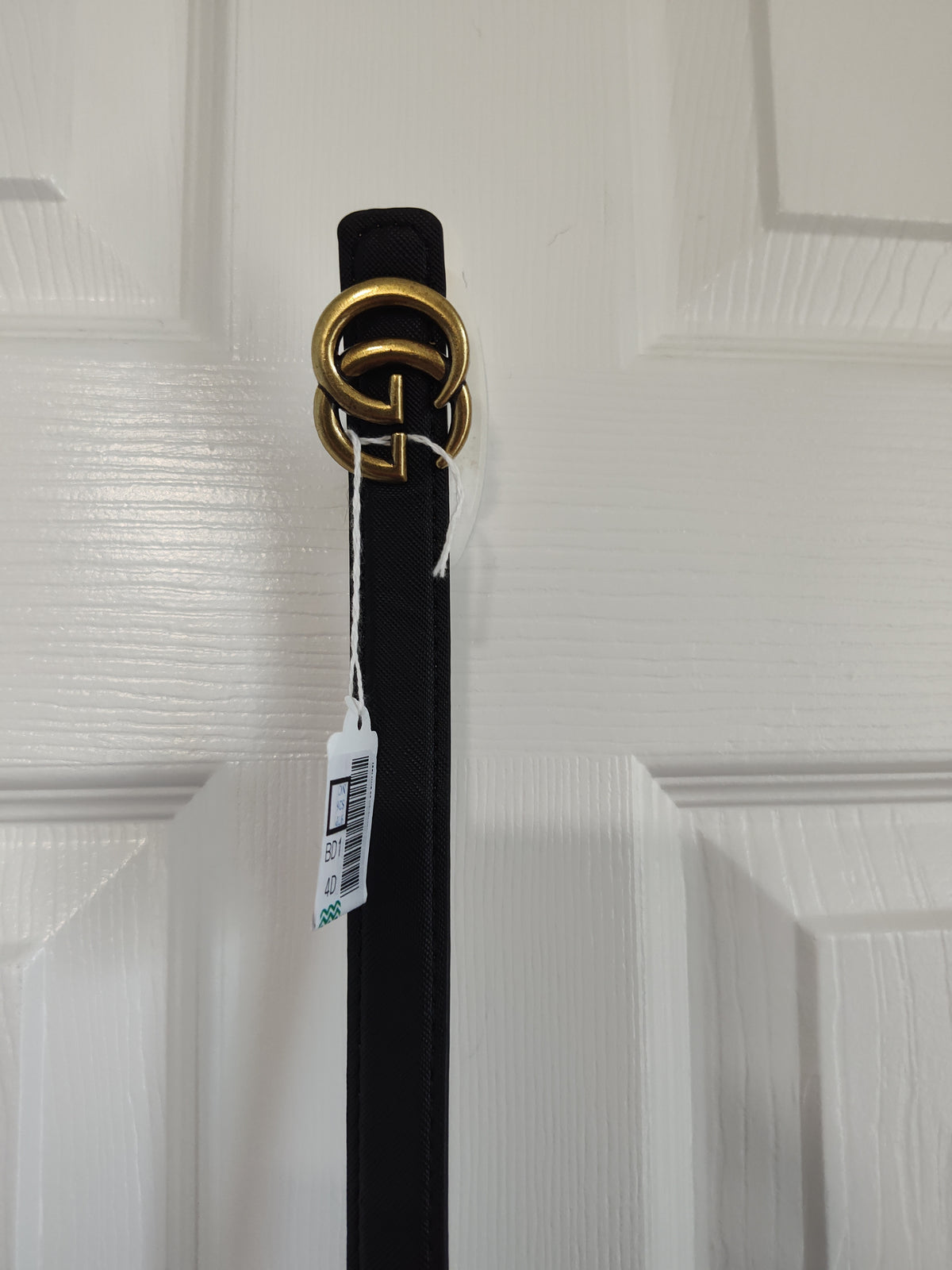 Seller 189:  Girl's imitation belt, fits size appx size 8