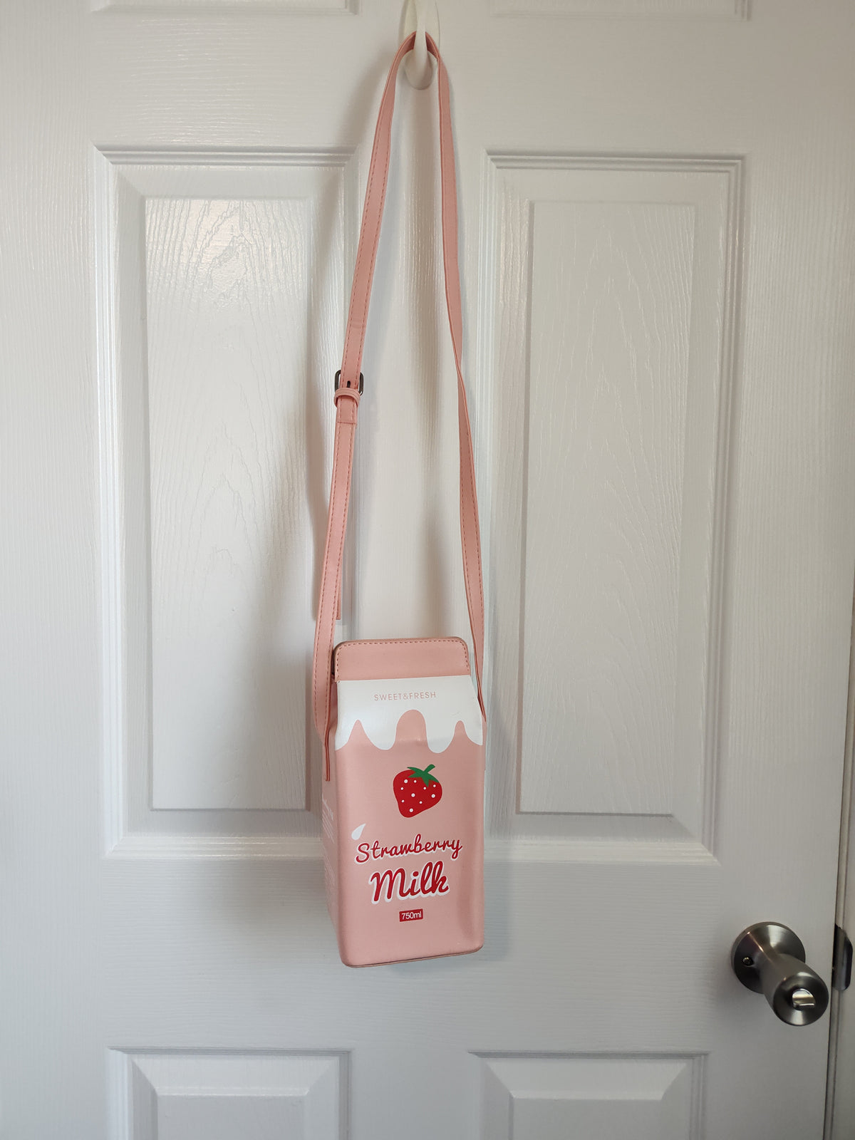 Seller 189:  Girl's purse strawberry milk design