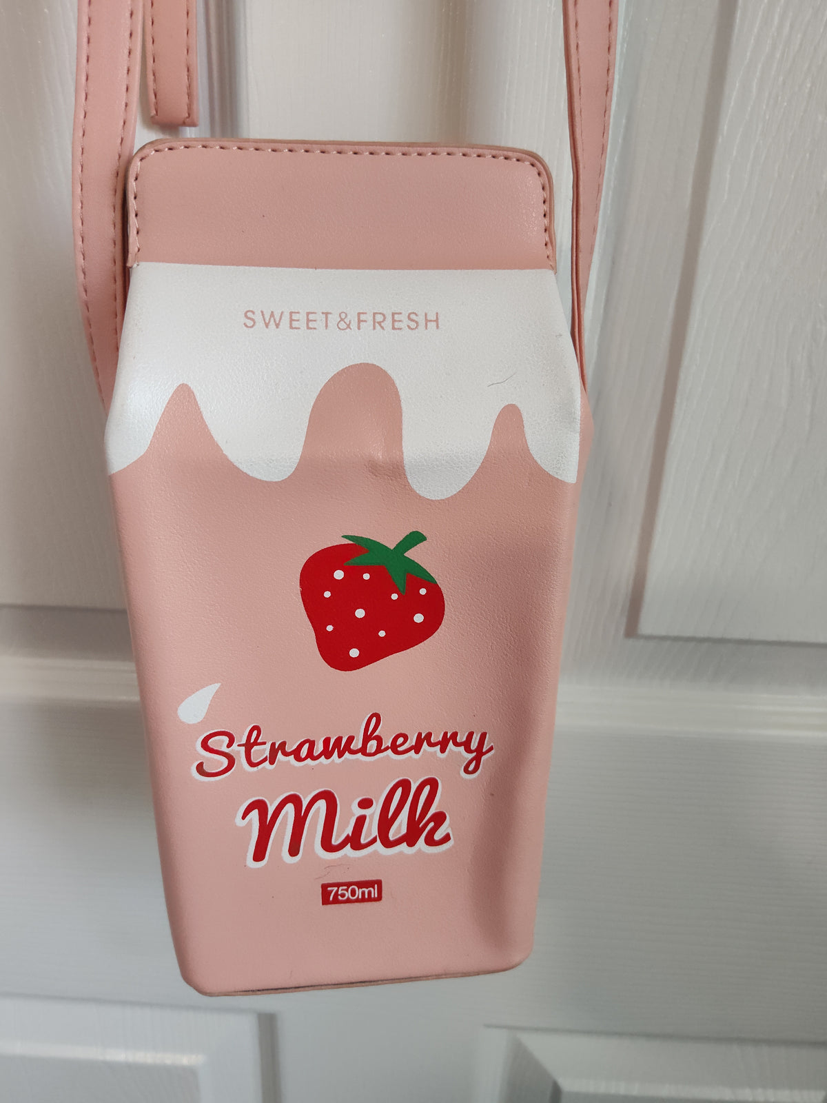 Seller 189:  Girl's purse strawberry milk design