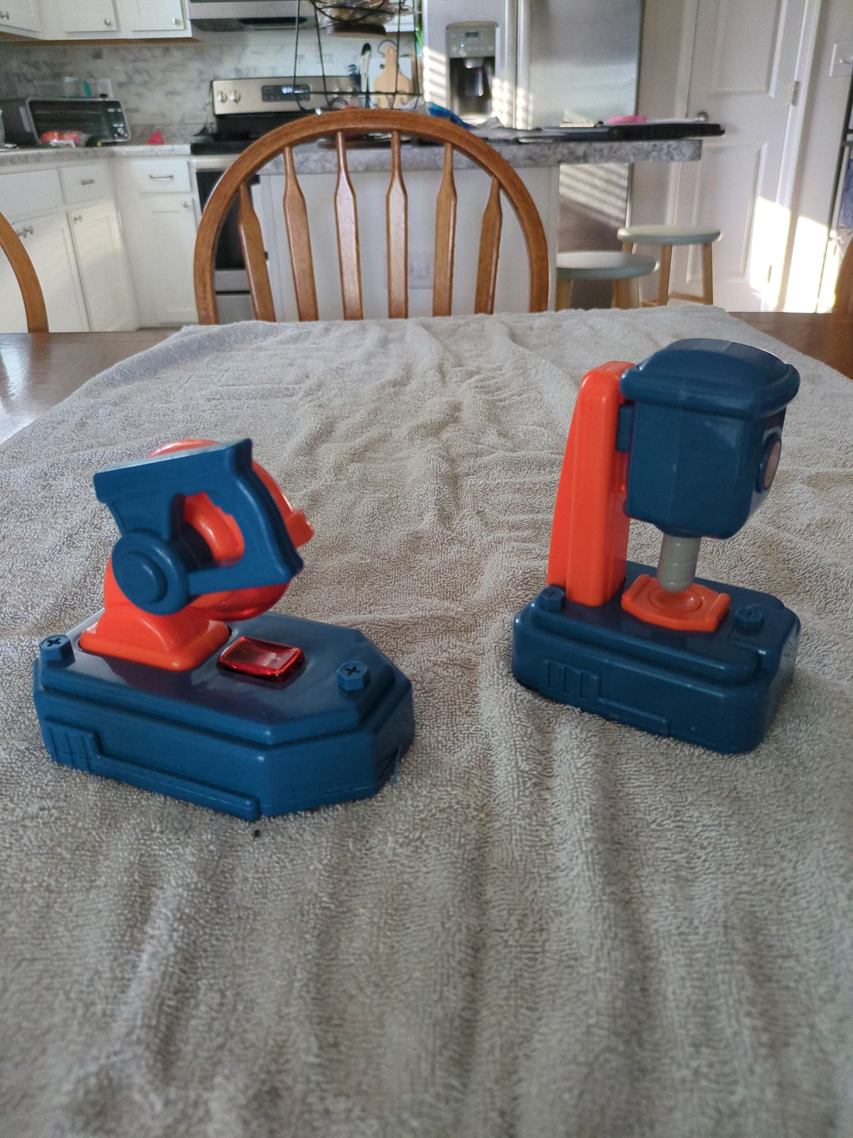 Seller 123 - Pretend Power Tools with Working Lights and Sounds