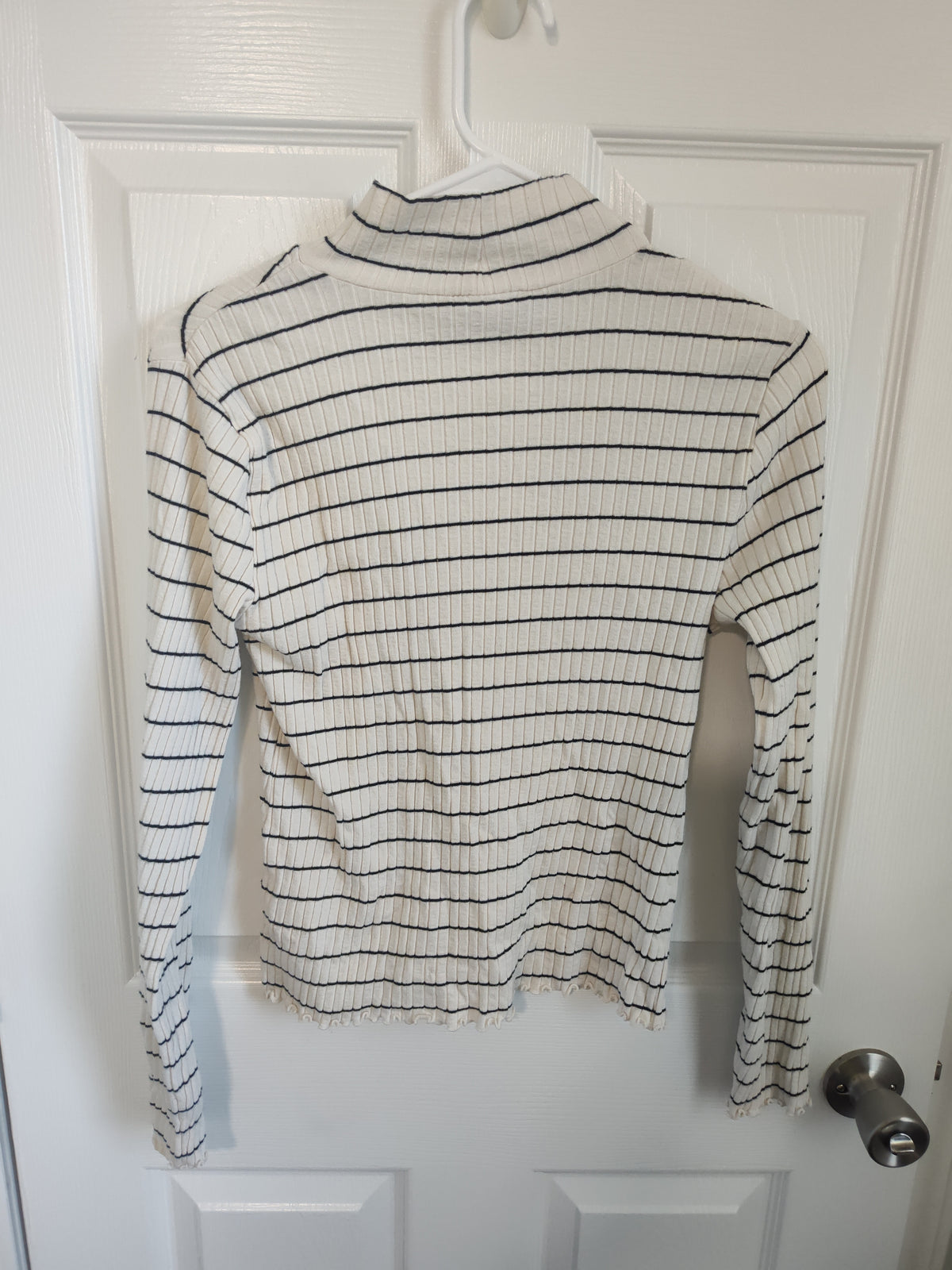 Seller 189:  Banana Republic High Neck Striped Long Sleeve size Medium womens