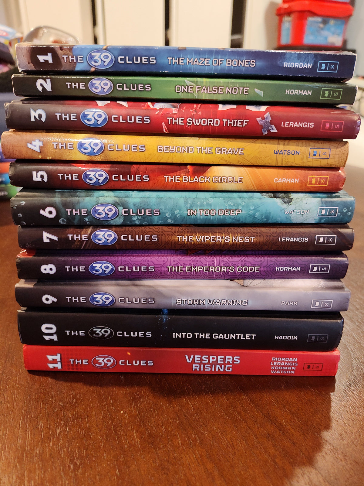 Seller 189:  39 clues book set 1-11