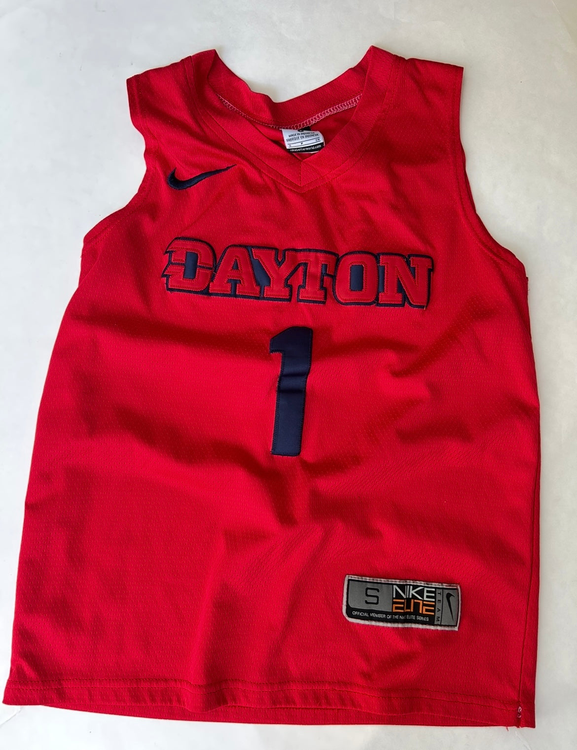 #200 Boys youth small Nike University of Dayton basketball jersey