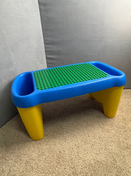 #39 Lego Duplo play table- vintage