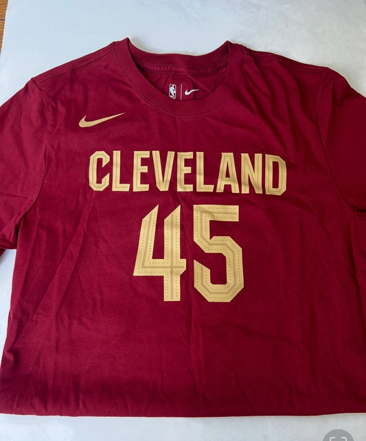 #200 Boys Nike Adult small Cleveland tshirt