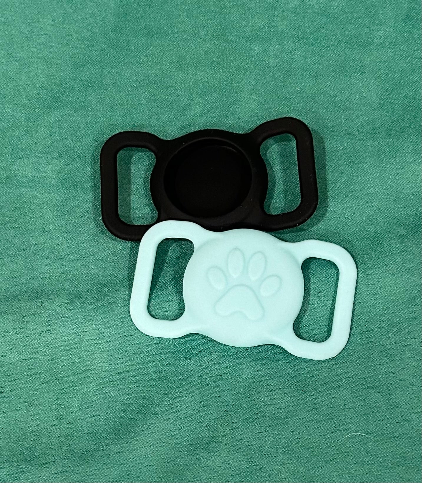 Seller 128 - Airtag Holders