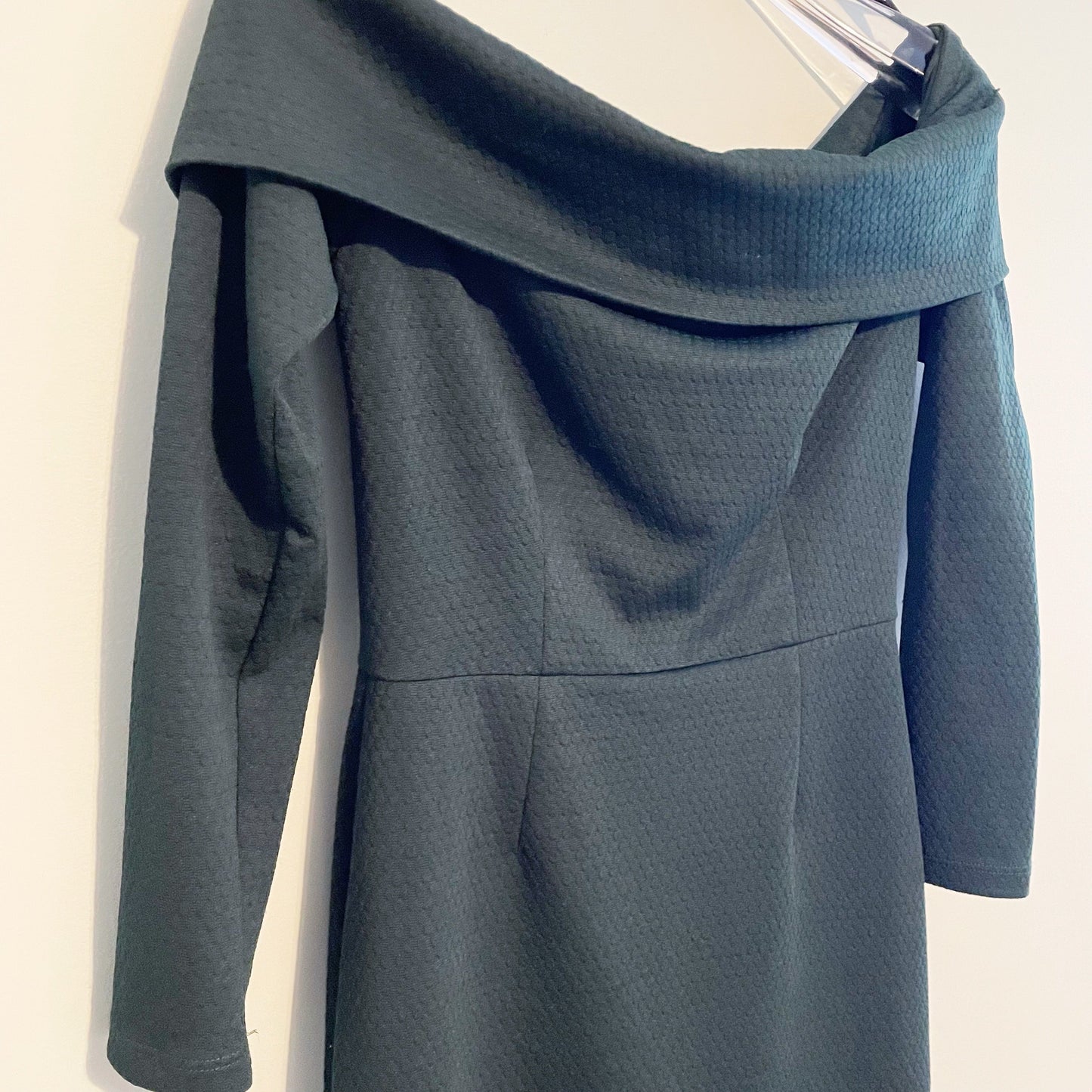 #118 | Size S | Hutch Women's Evergreen Melanie Green Asymmetrical Dress