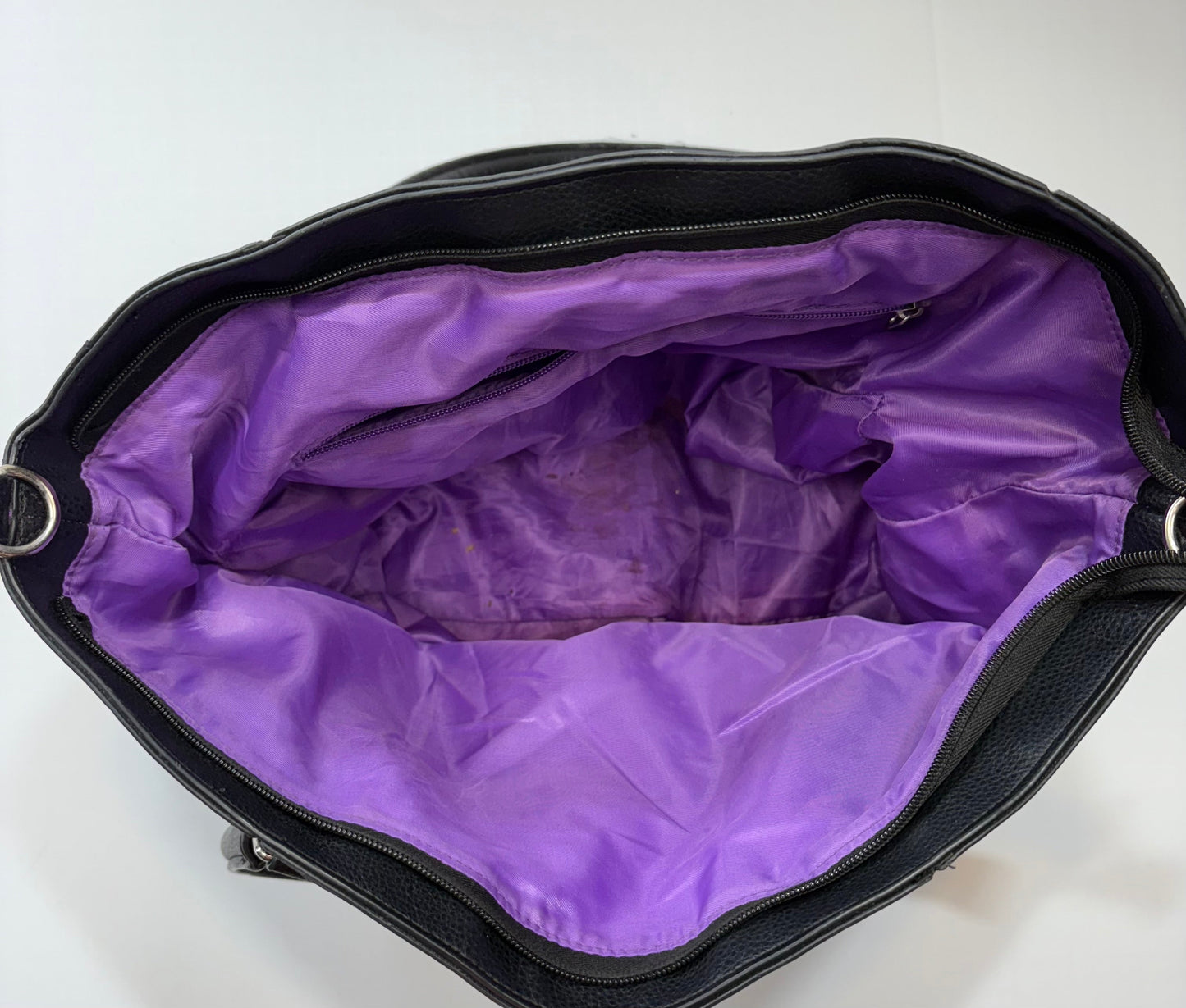 Seller 189 Sarah Wells Annie Black Leather Pumping Bag