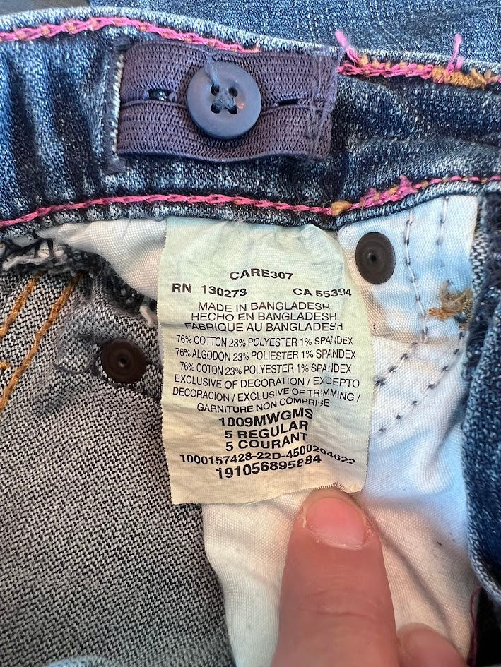 Seller #94: Wrangler Toddler Girls Jeans, Size 5