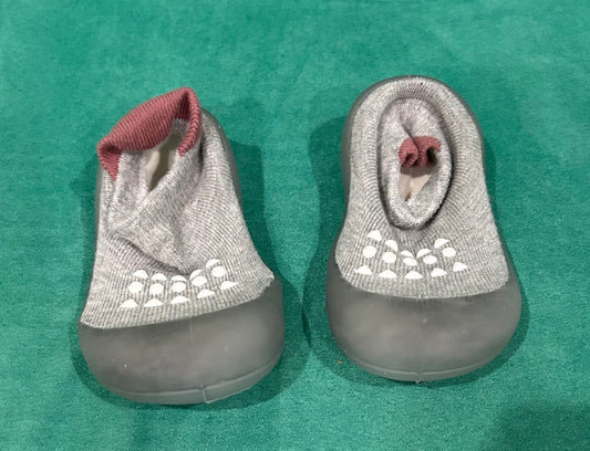 Seller 128 - Baby Sock Shoe with Soft Rubber Sole 9-12M