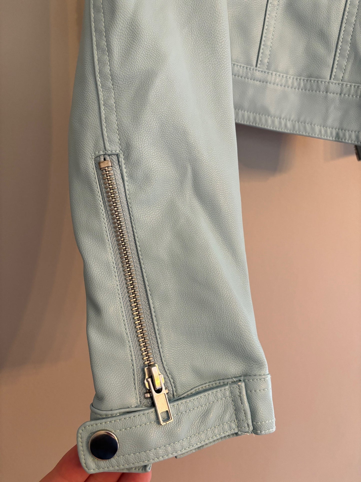 #70 Women's Gianni Bernini faux leather moto jacket size small VGUC