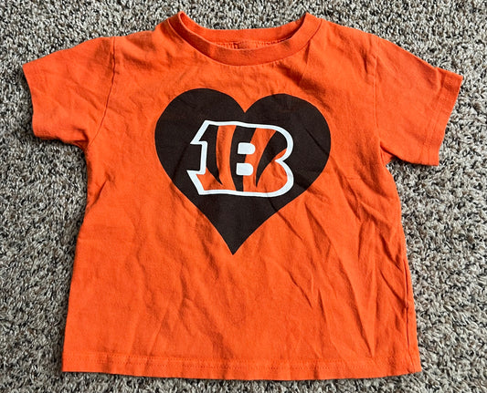Seller 130 Girls 4T Bengals Shirt - GUC