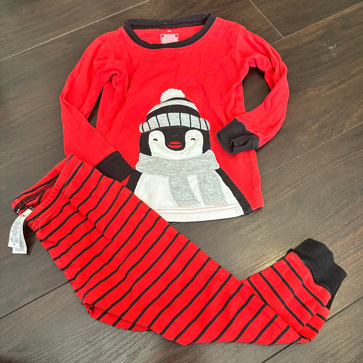 #48 Carters Red Penguin PJs 3t