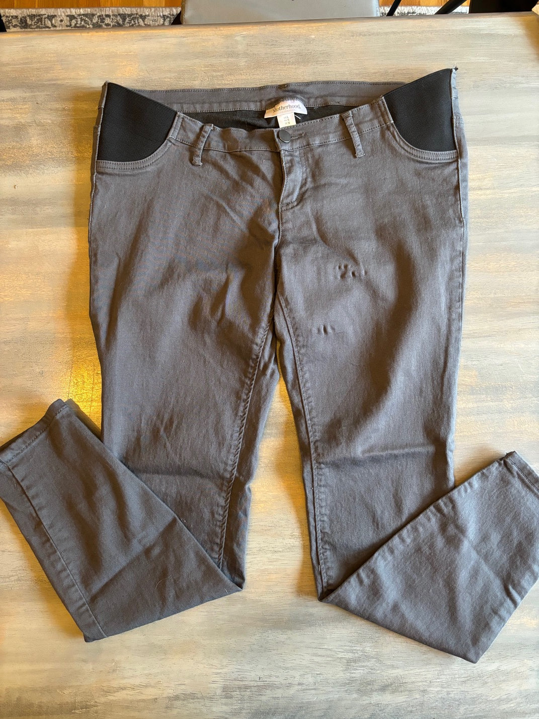 #70 Women's Maternity Motherhood brand  Gray Skinny Jeans Size Large VGUC