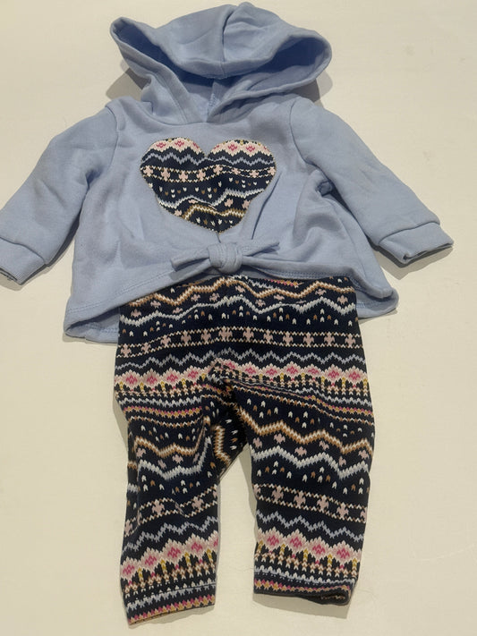 #170 Carters light blue sweatshirt with heart and leggings with matching patterns girls 3 months