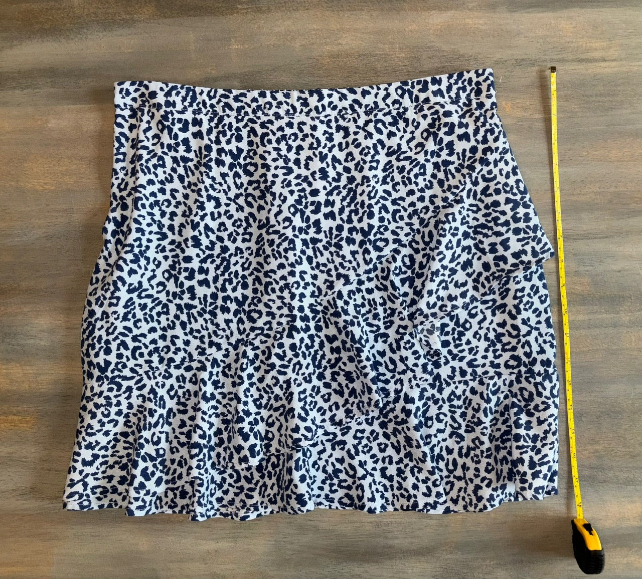 #70 Women's printed skirt size (fits like)medium VGUC