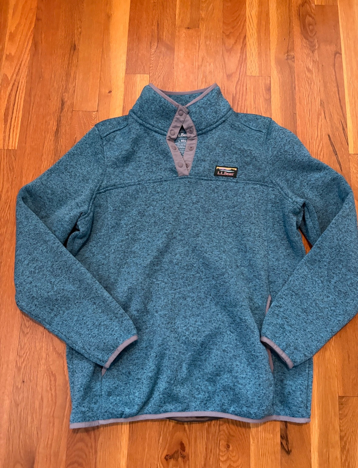 #116 Women’s LL Bean quarter snap pullover large