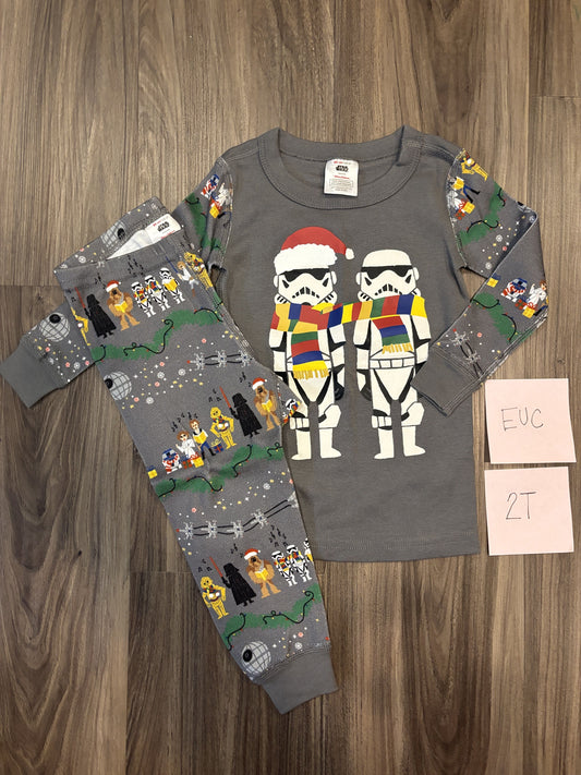 #138 - 2T EUC Hanna Andersson Christmas Stormtroopers PJs
