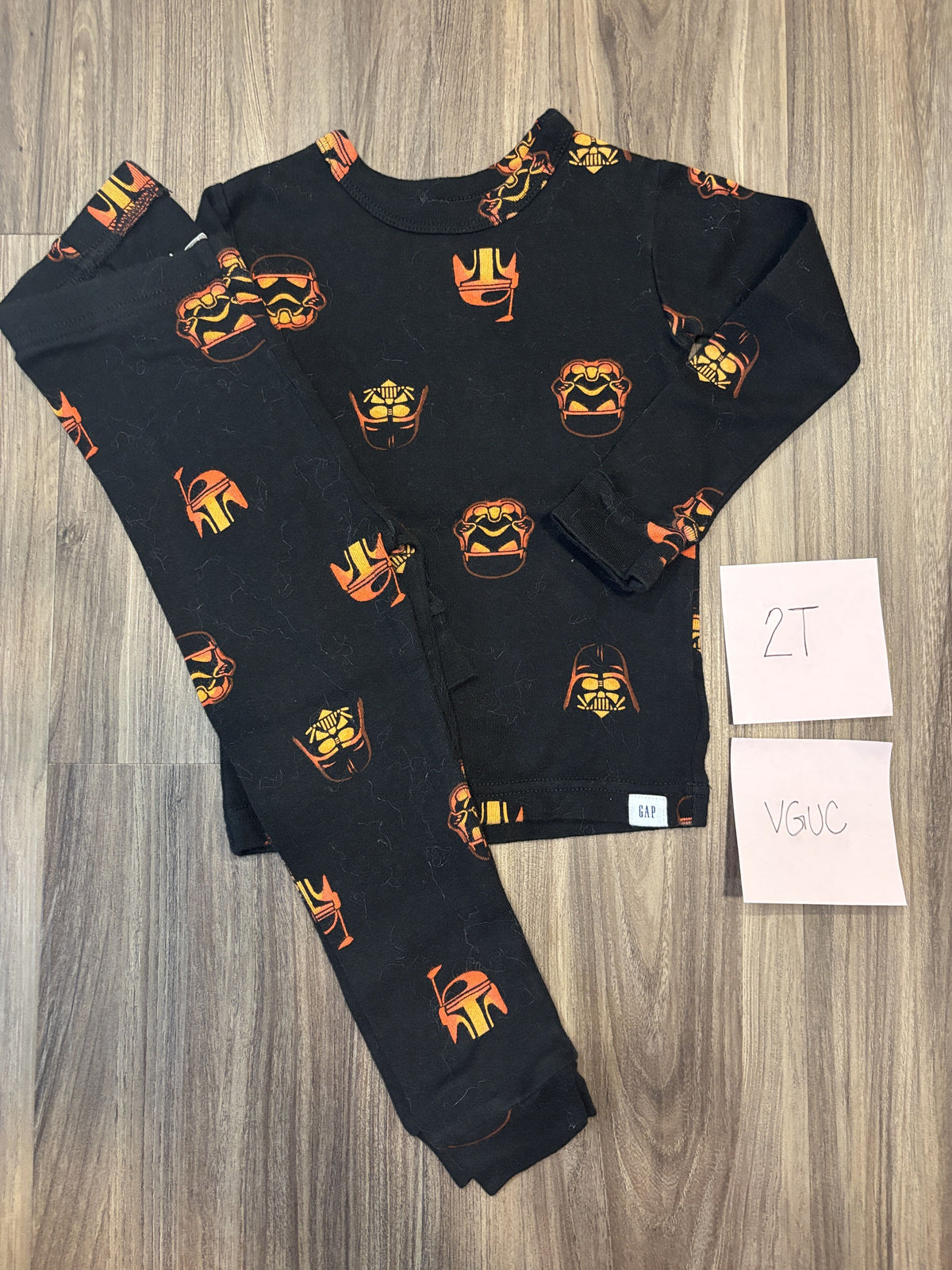 #138 - 2T VGUC Gap Storm Trooper Halloween PJs