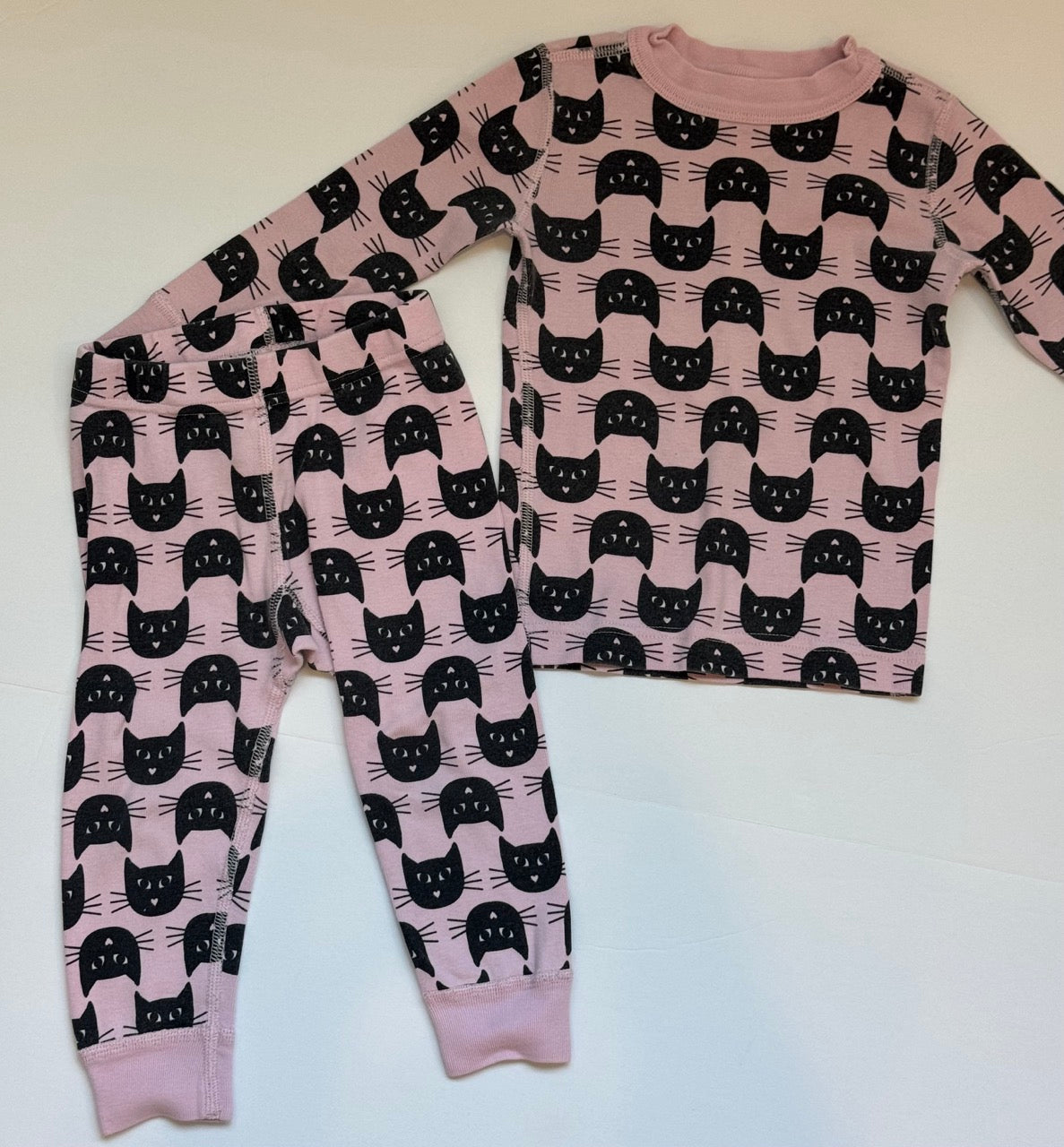 #82 Hanna Anderson Black Cat PJs Girls Size 2T