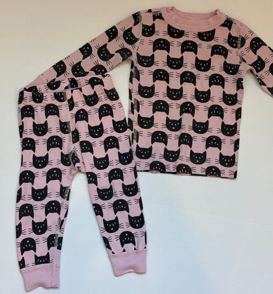 #82 Hanna Anderson Black Cat PJs Girls Size 2T