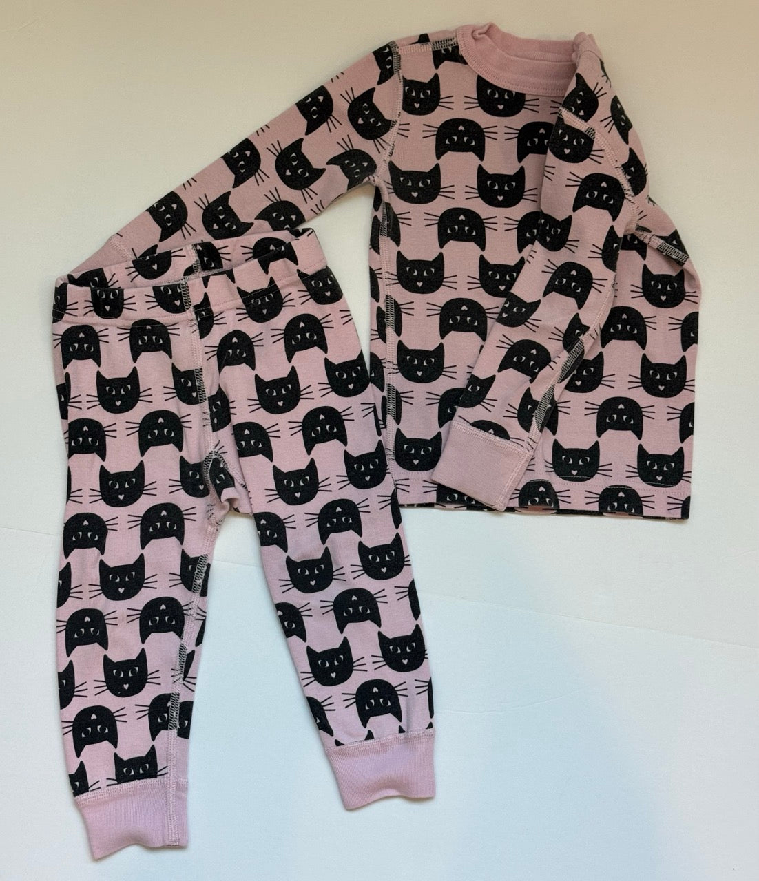 #82 Hanna Anderson Black Cat PJs Girls Size 2T