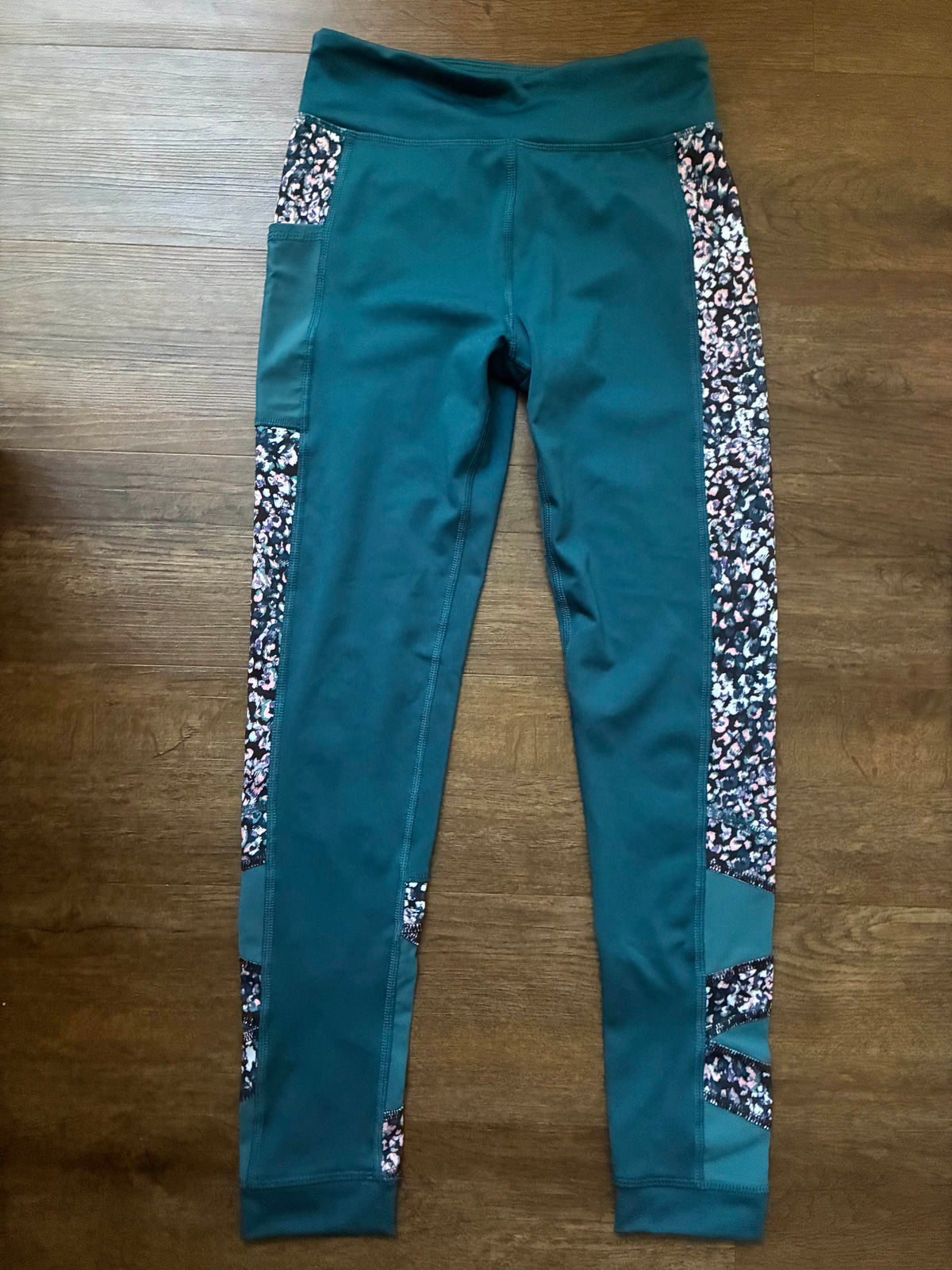#126 EUC Tek Gear Teal with Floral Pattern Athletic Leggings Girls L 10/12