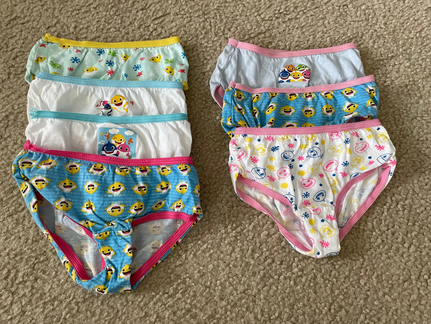 Girls 4T Baby shark underwear