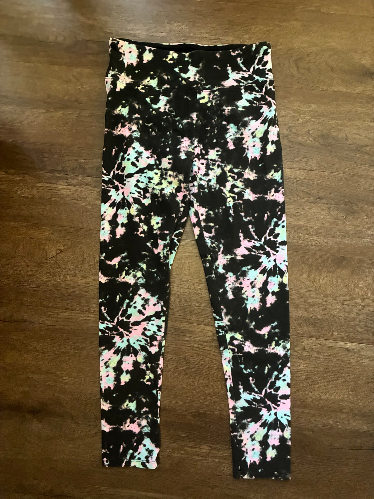 #126 2 Pairs EUC SO Black Multi & Blue Multi Colored Leggings Girl L 10/12