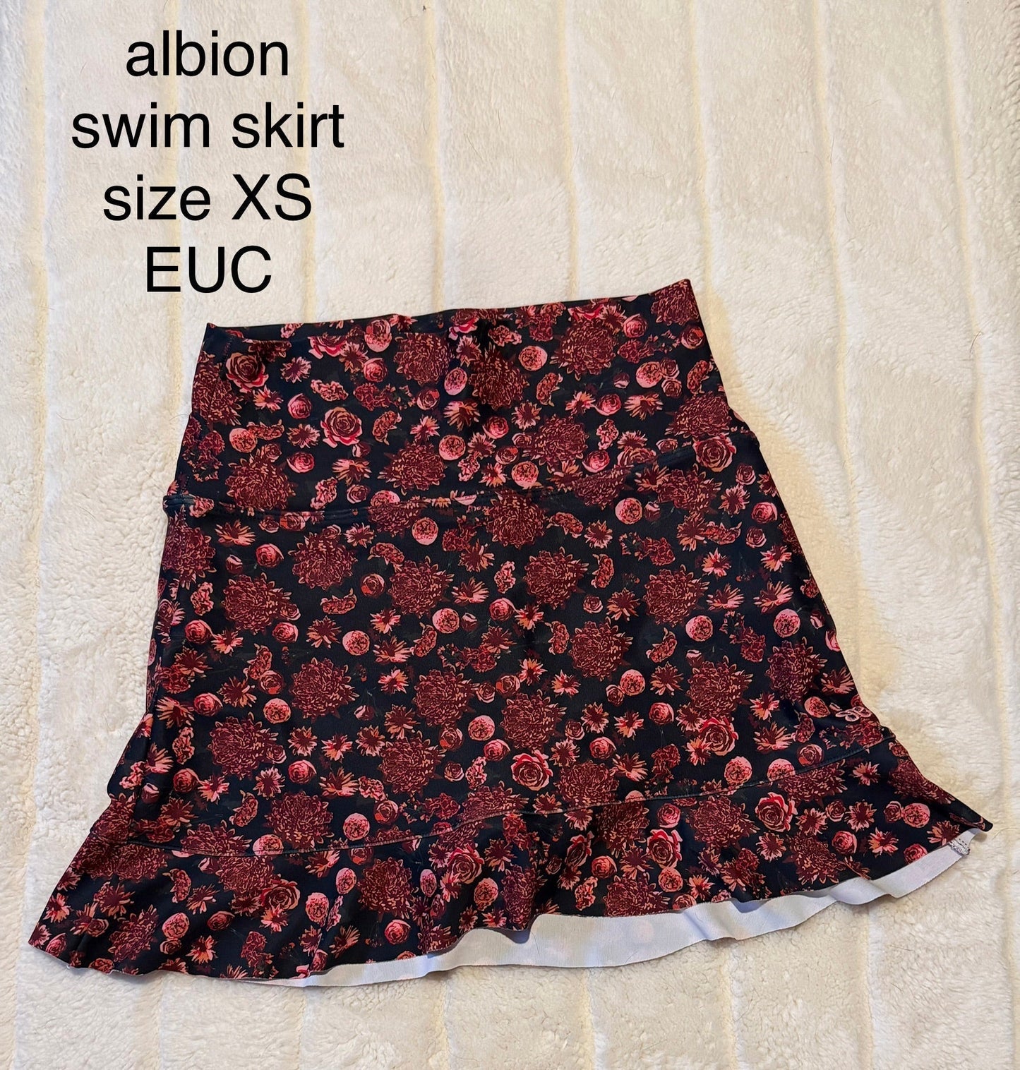 #56 REDUCED Albion Swim Skirt Women’s Extra Small