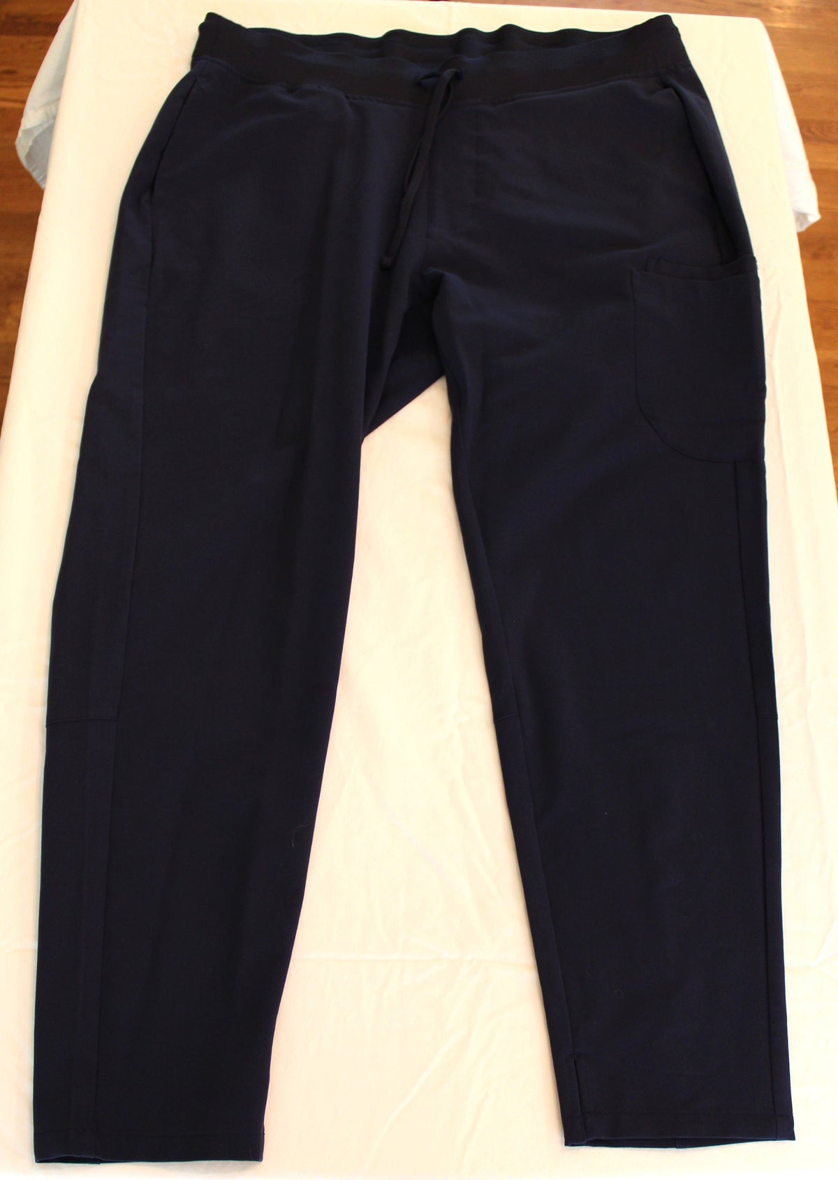 #168 XL women's Mandala jogger scrub pants - navy