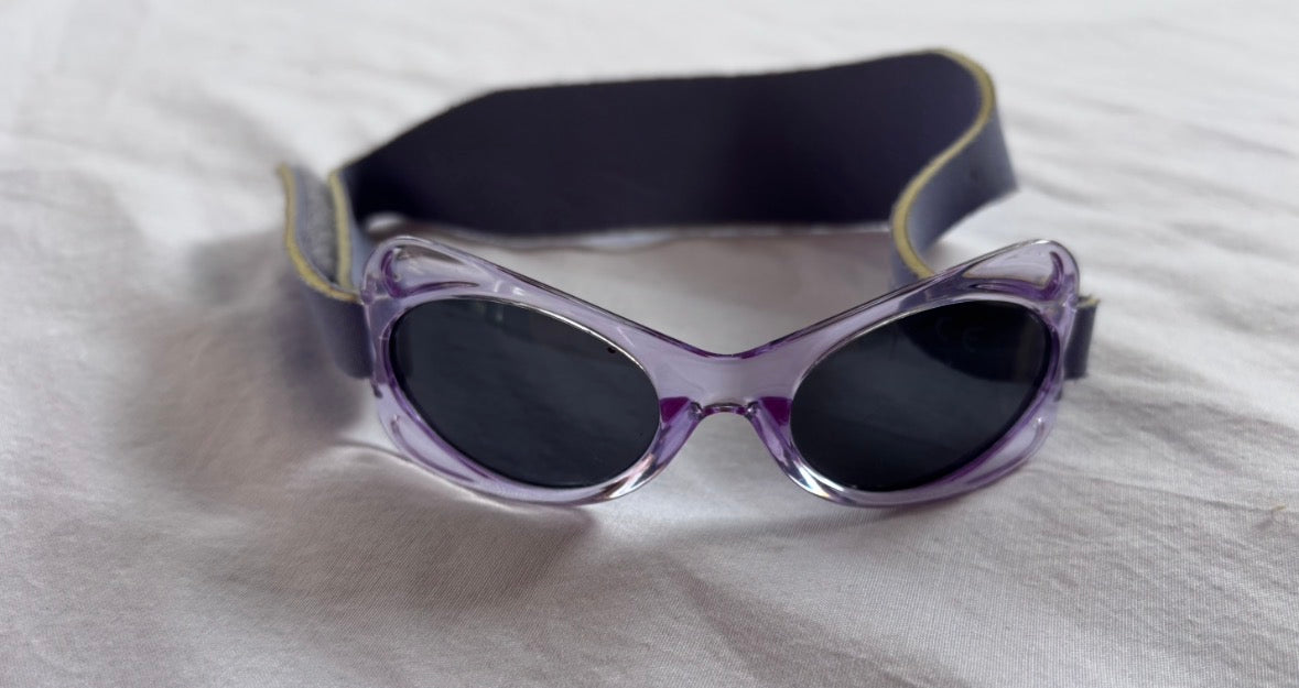 #119 infant strap sunglasses