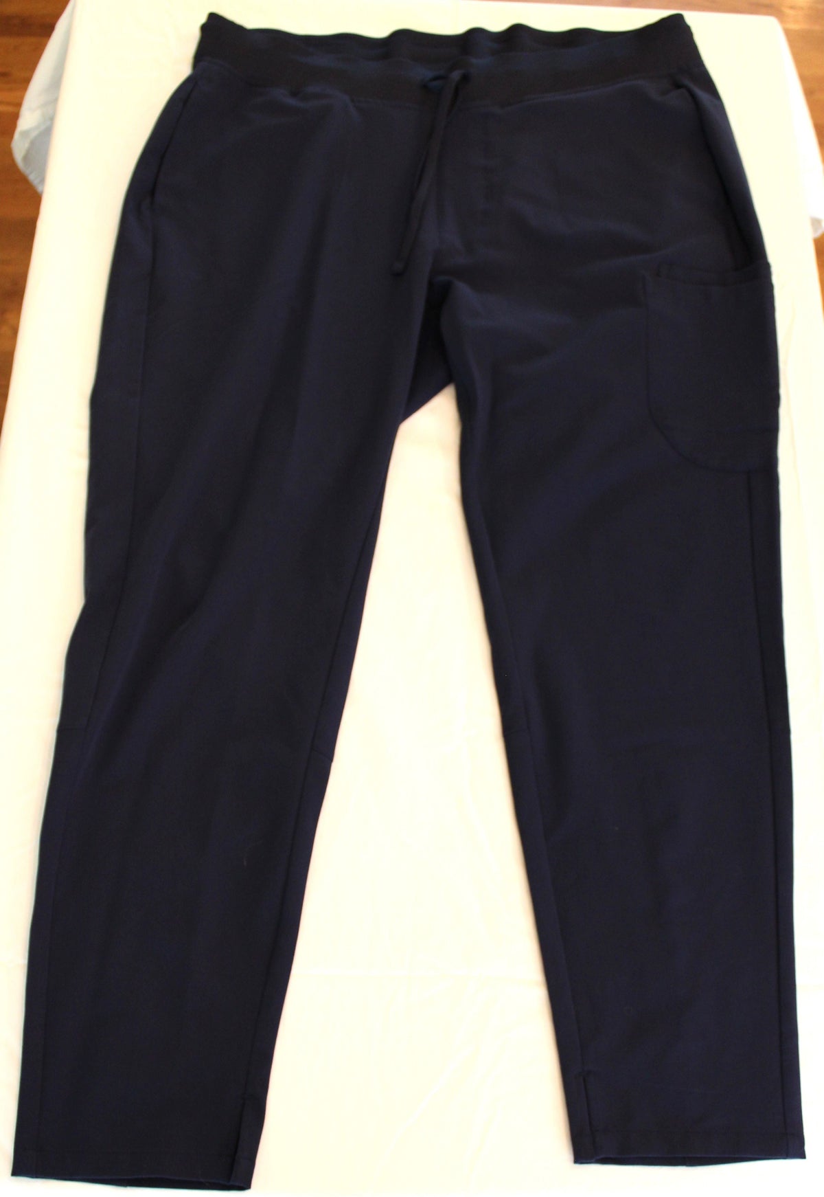#168 XL women's Mandala jogger scrub pants - navy