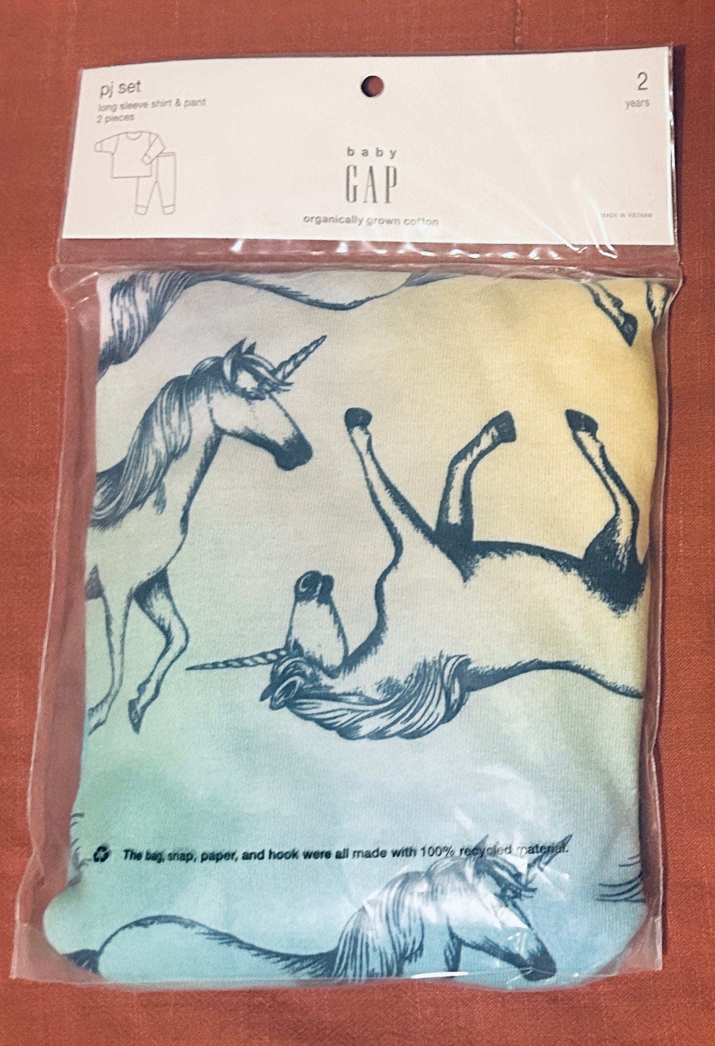 #15 Gap 2t Organic Cotton Pastel Unicorn Pajamas NWT