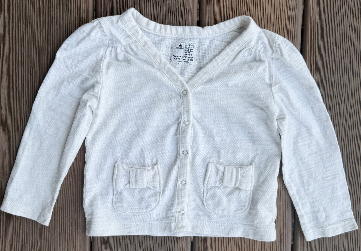 #28 REDUCED Baby Gap Girls Ivory Cardigan Size 18-24 m