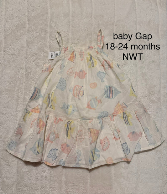 #56 REDUCED NWT Baby Gap dress size 18-24 months